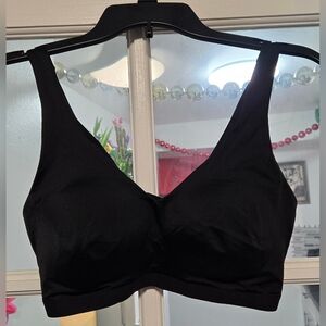 Warners "all you need" Seamless Comfort Bra Black Wireless RN36543 Size Medium